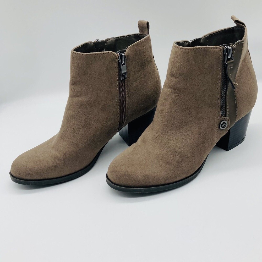 Liz Claiborne Refined Comfort Sz 7M Suede Ankle Boots Zip Closure Block Heel Tan